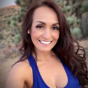 Meet your Posher, Monica